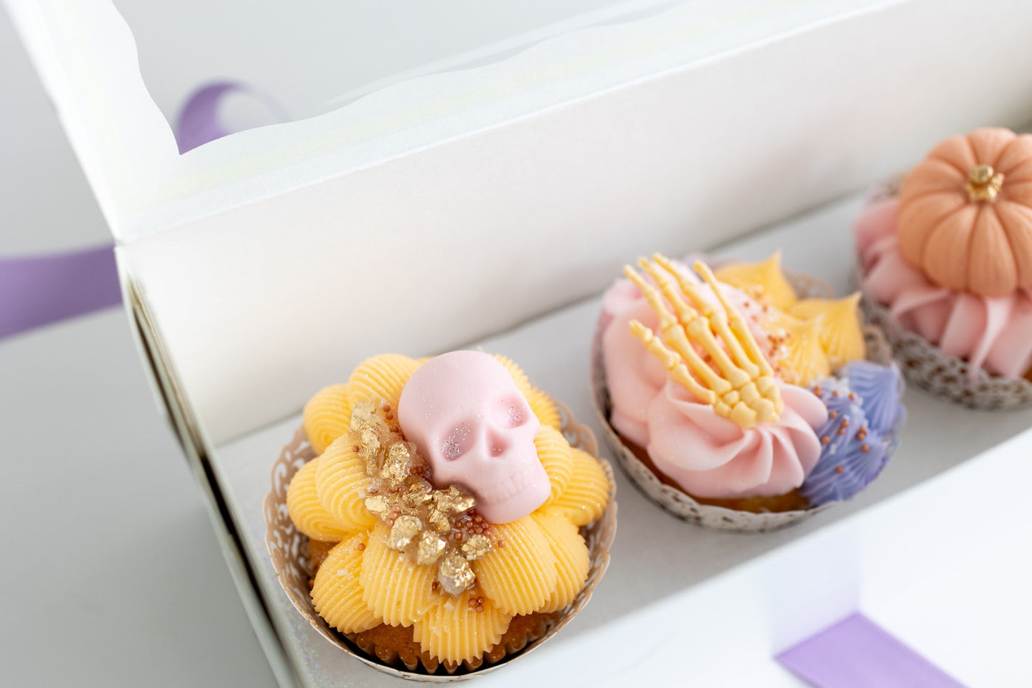 Skeleton Wonderland Cupcake Box