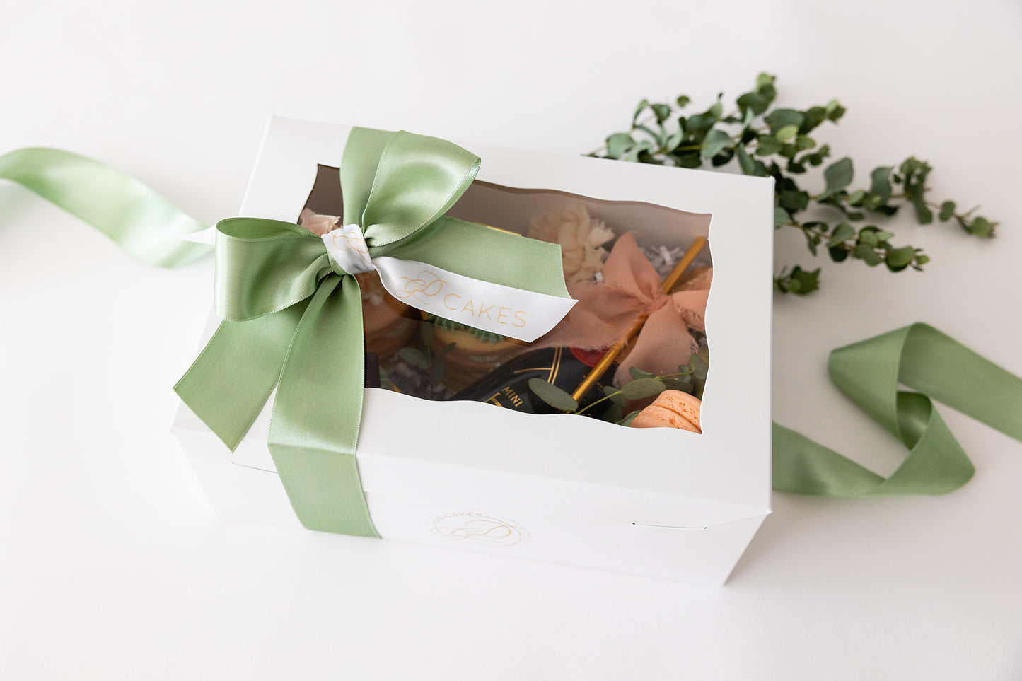 Bloom dessert box