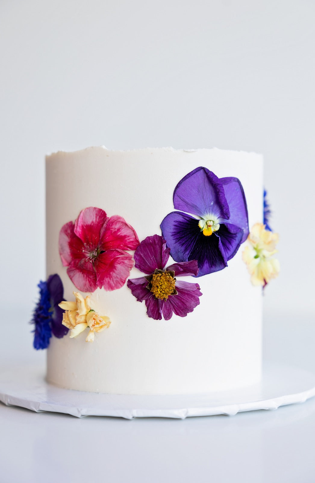 Blushing for flowers Mini Cake