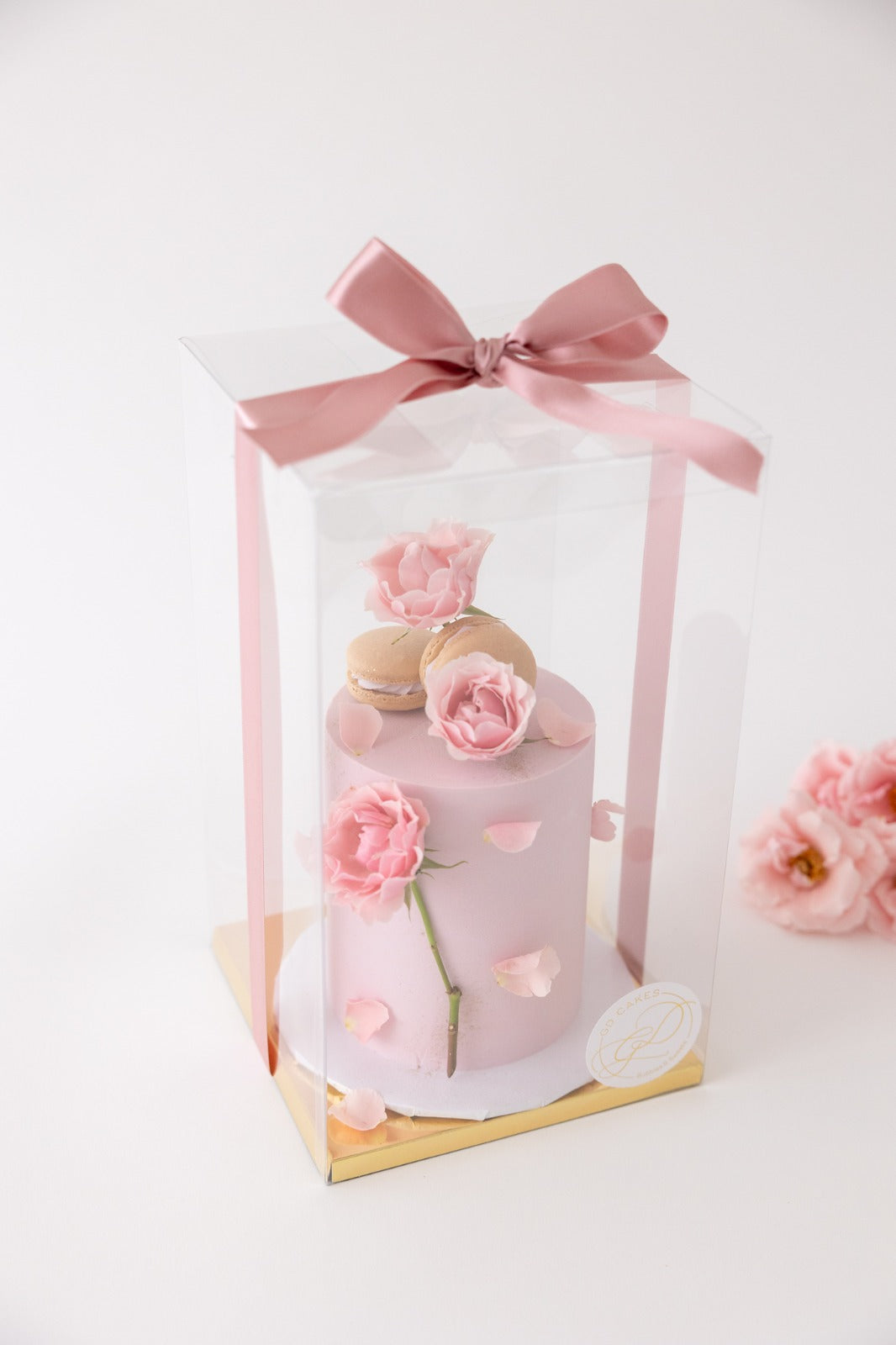 Love full of Roses Mini Cake